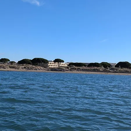 Apartmán Climatise Vue Acces Direct Et Piscine *