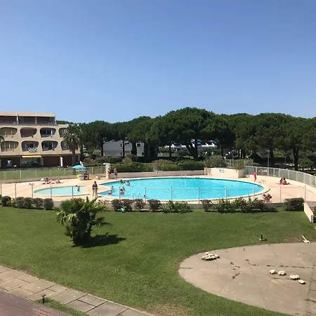 Anny Climatise Vue Avec Piscine Le Grau-du-Roi